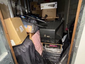 7 x 15 storage unit in Los Angeles, CA
