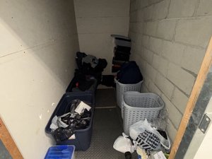 5 x 10 storage unit in Los Angeles, CA