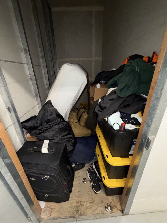 5 x 10 storage unit in Los Angeles, CA