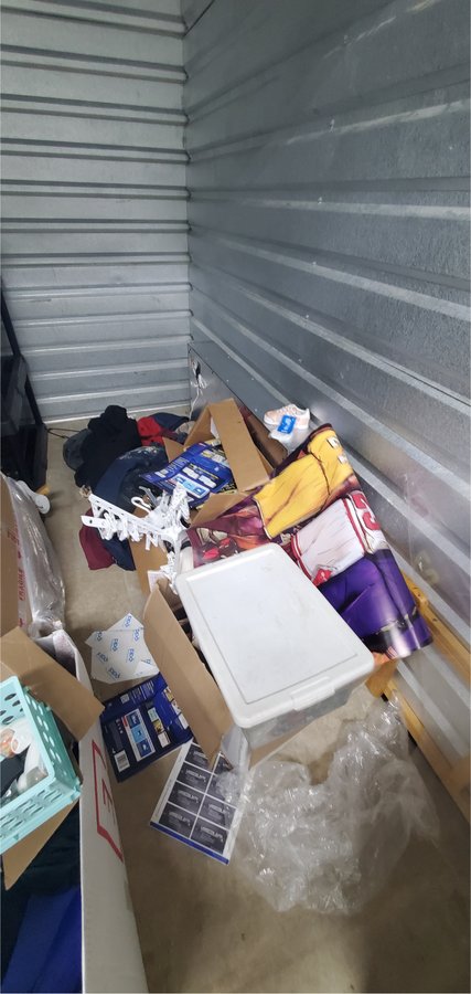 5 x 10 storage unit in Fort Wayne, IN