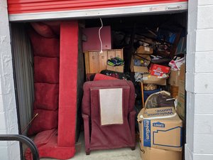 10 x 10 storage unit in Whitehall, OH