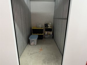 5 x 9 storage unit in Bound Brook, NJ