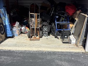 10 x 10 storage unit in Claymont, DE