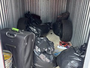 5 x 10 storage unit in Claymont, DE