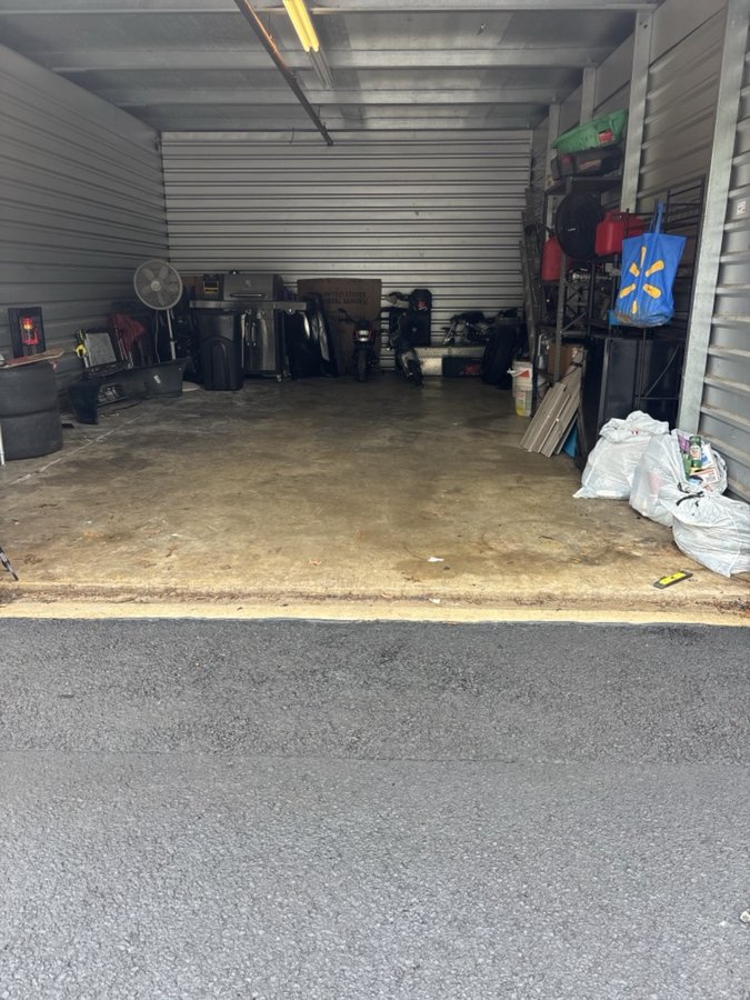 15 x 25 storage unit in New Castle, DE