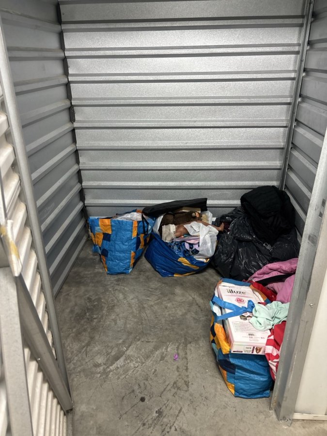 5 x 5 storage unit in Claymont, DE