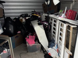 10 x 10 storage unit in New Castle, DE