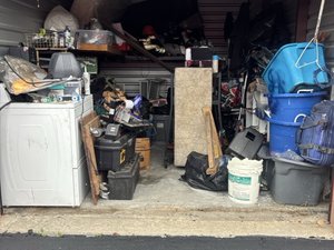 10 x 15 storage unit in New Castle, DE