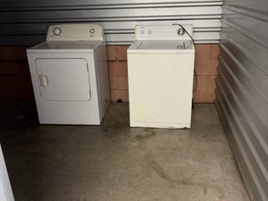 10 x 15 storage unit in New Castle, DE