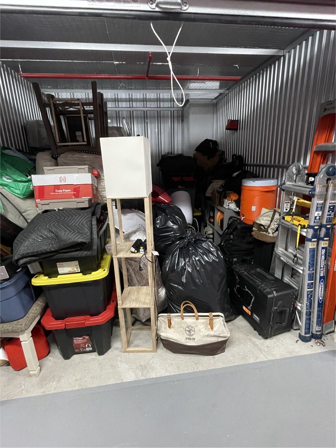 10 x 15 storage unit in Bound Brook, NJ