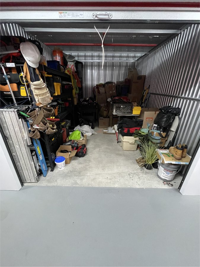 10 x 15 storage unit in Bound Brook, NJ