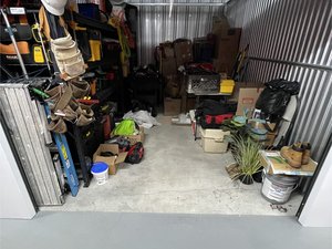 10 x 15 storage unit in Bound Brook, NJ