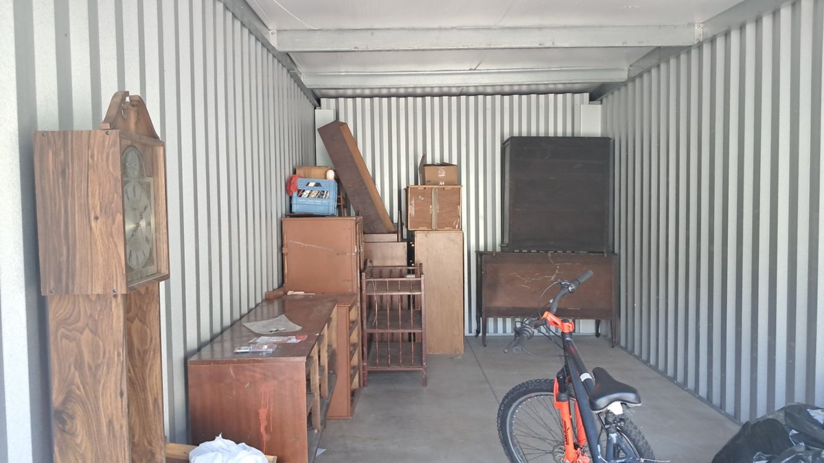10 x 20 storage unit in Pittsburgh, PA