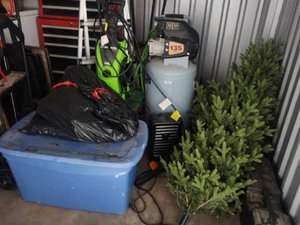 10 x 10 storage unit in Independence, MO