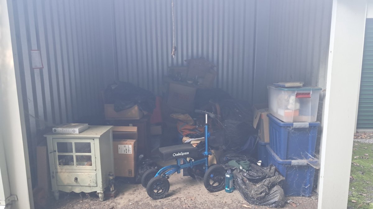 10 x 10 storage unit in Pittsburgh, PA