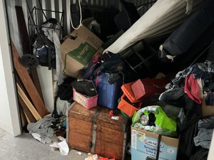 10 x 10 storage unit in Cleveland, OH