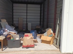 10 x 20 storage unit in Springfield, TN