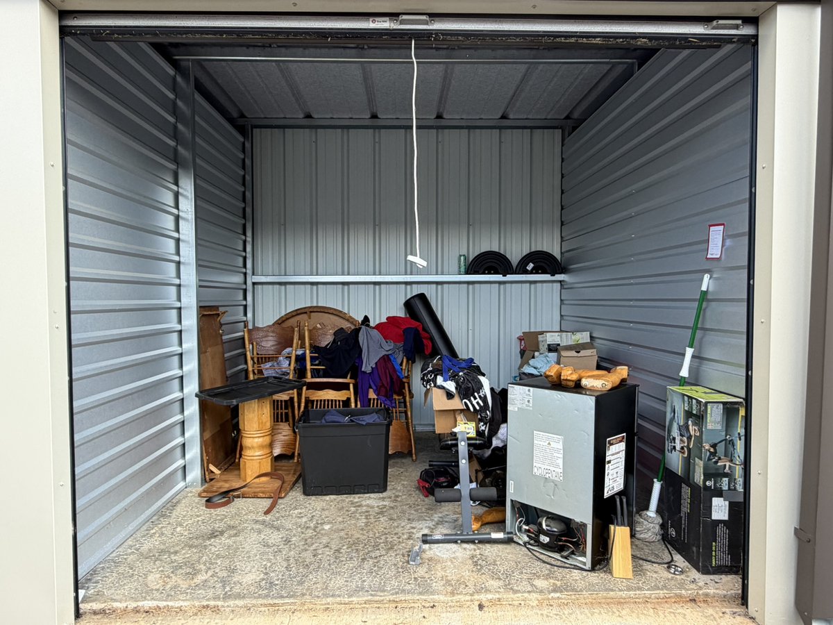 10 x 10 storage unit in Athens, GA
