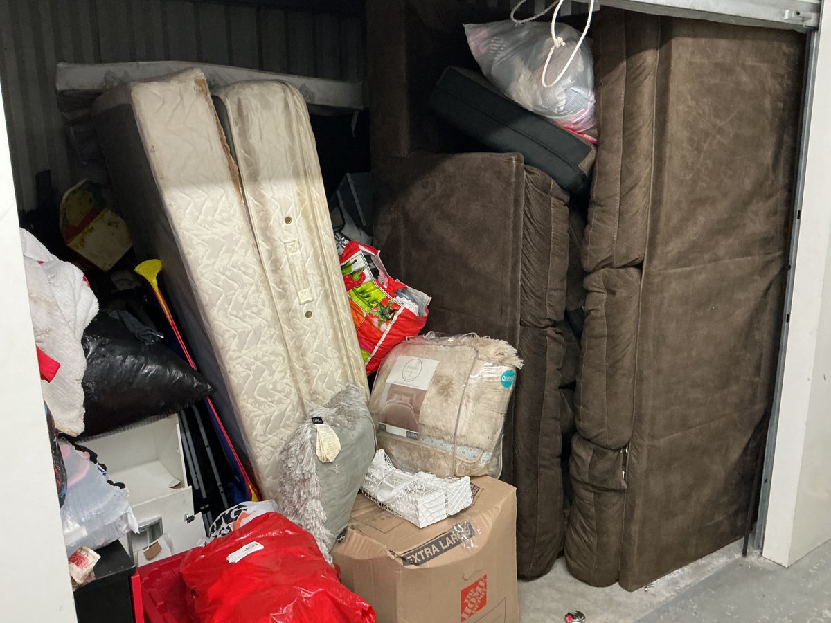 10 x 10 storage unit in Cleveland, OH
