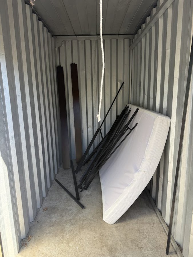 10 x 10 storage unit in Greensboro, NC