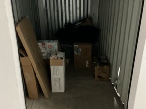 5 x 10 storage unit in Cleveland, OH