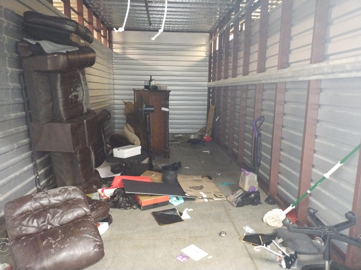 10 x 25 storage unit in Greensboro, NC