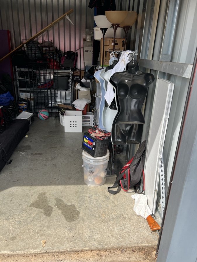 10 x 15 storage unit in Mcdonough, GA