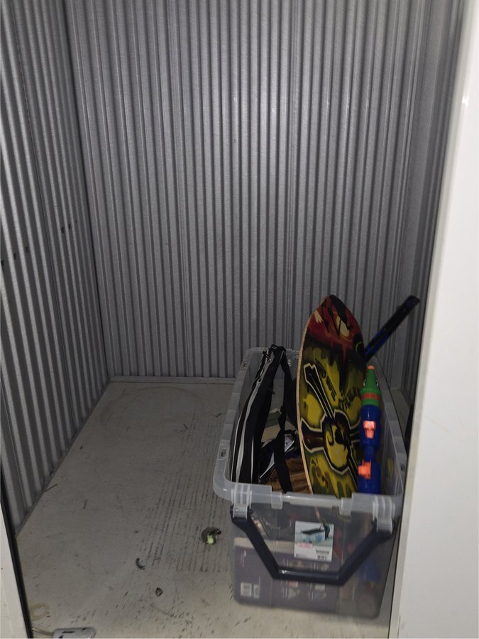 5 x 5 storage unit in Coral Springs, FL