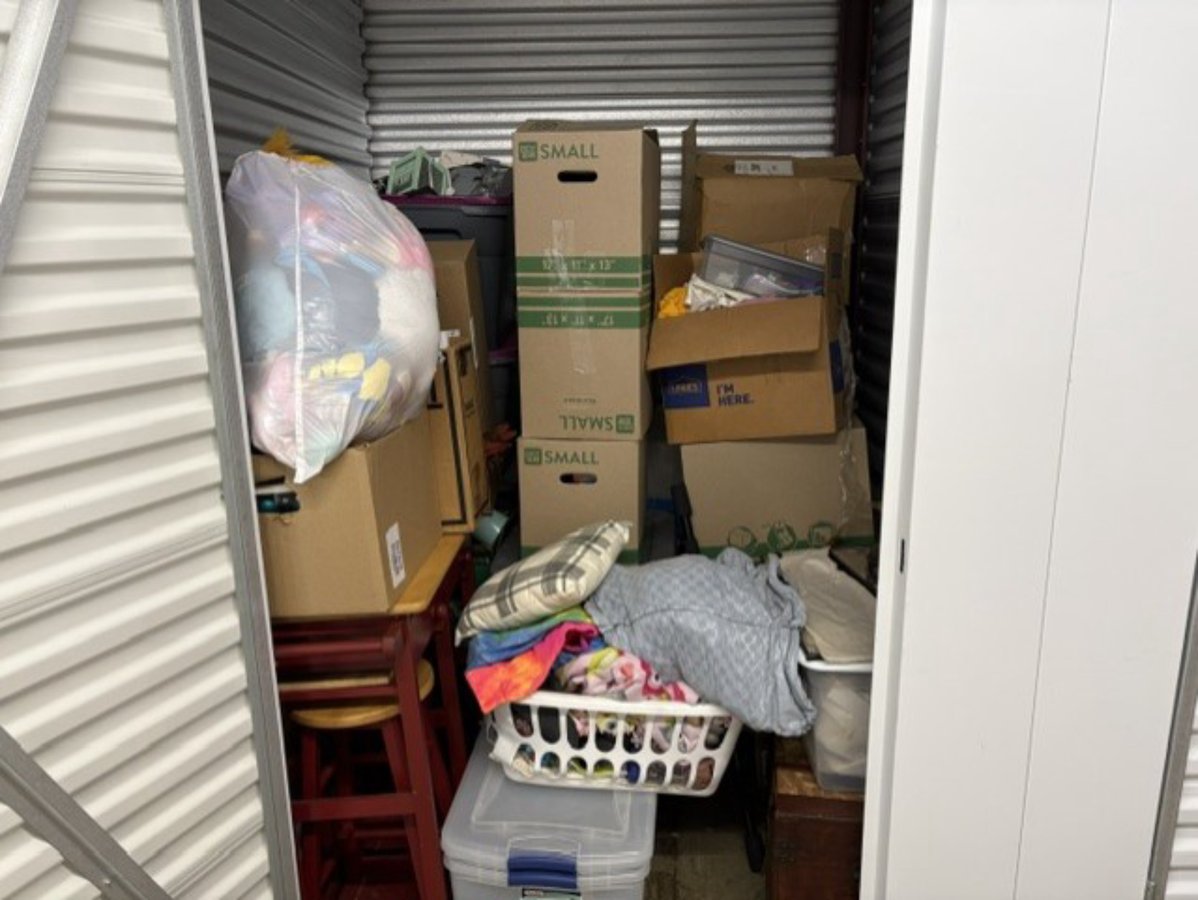 5 x 5 storage unit in Hendersonville, TN