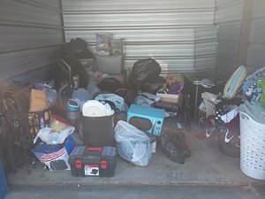 10 x 10 storage unit in Clarksville, TN