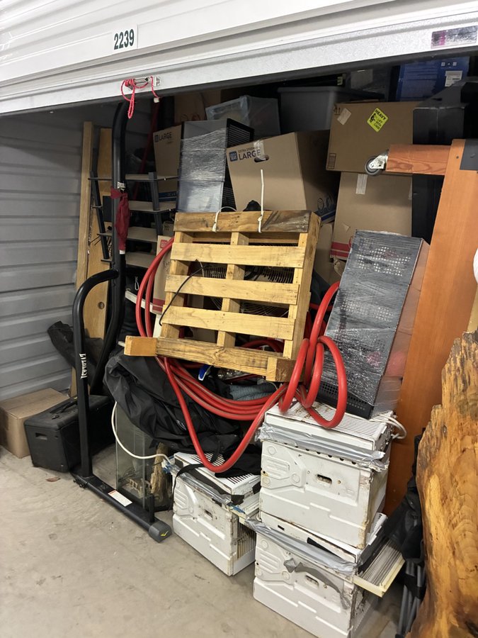10 x 30 storage unit in Mansfield, TX