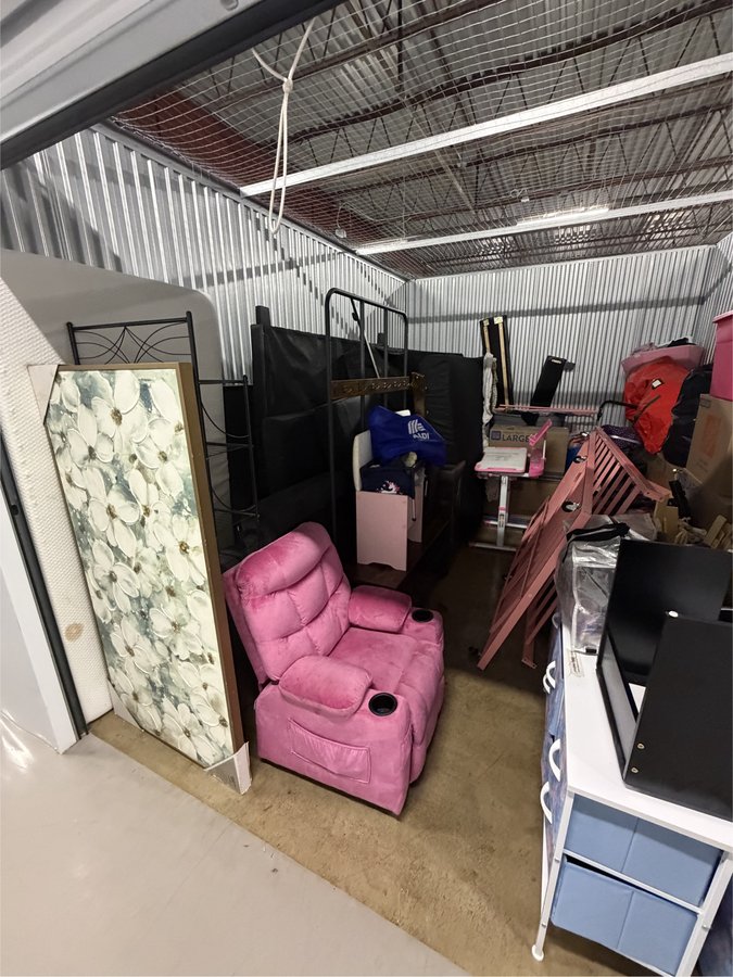 10 x 15 storage unit in Allentown, PA
