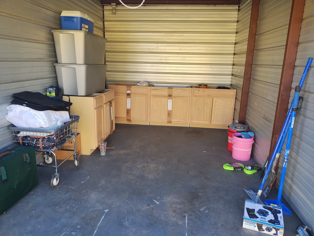 10 x 15 storage unit in Greensboro, NC