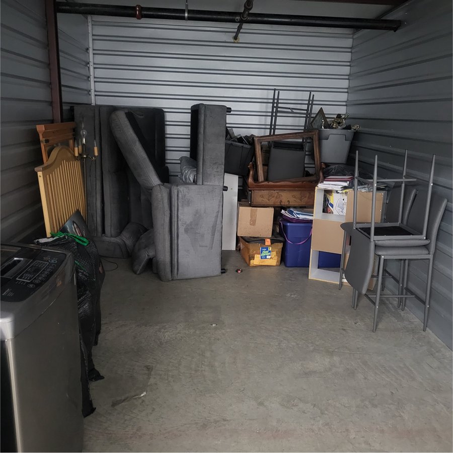 10 x 20 storage unit in Mansfield, TX