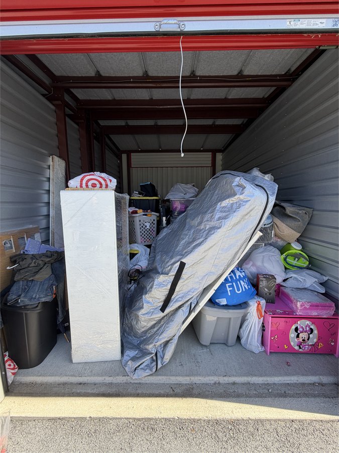 10 x 15 storage unit in Allentown, PA
