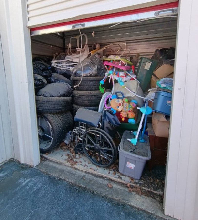 5 x 10 storage unit in Cordova, TN
