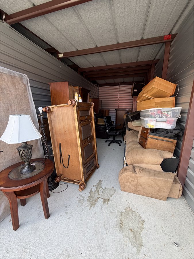 10 x 25 storage unit in Allentown, PA