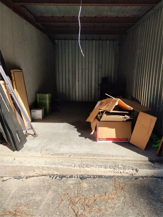 10 x 20 storage unit in Columbia, SC