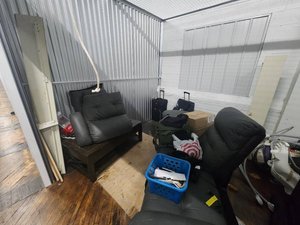 11 x 10 unit in Milwaukee