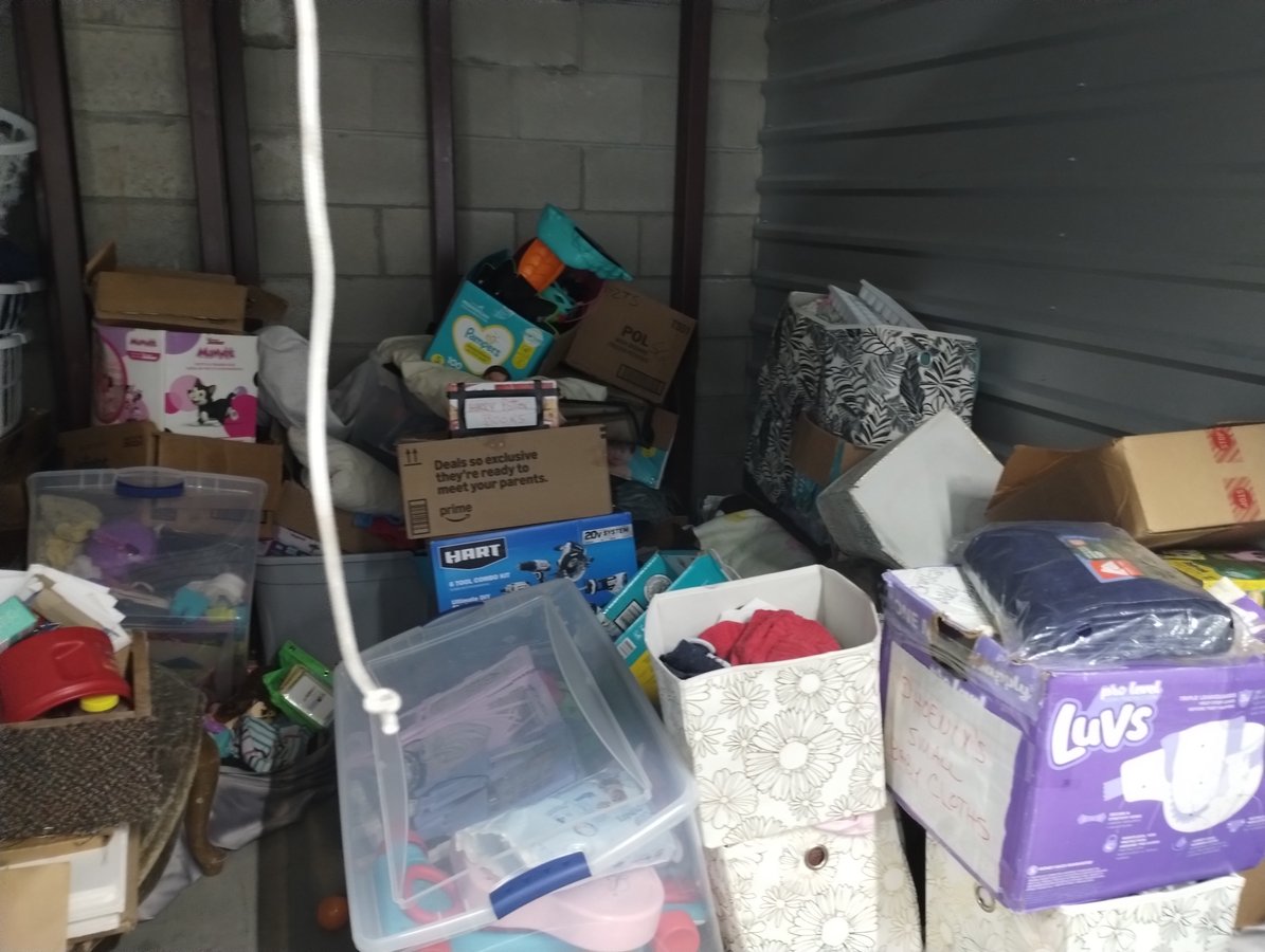 10 x 10 storage unit in Racine, WI