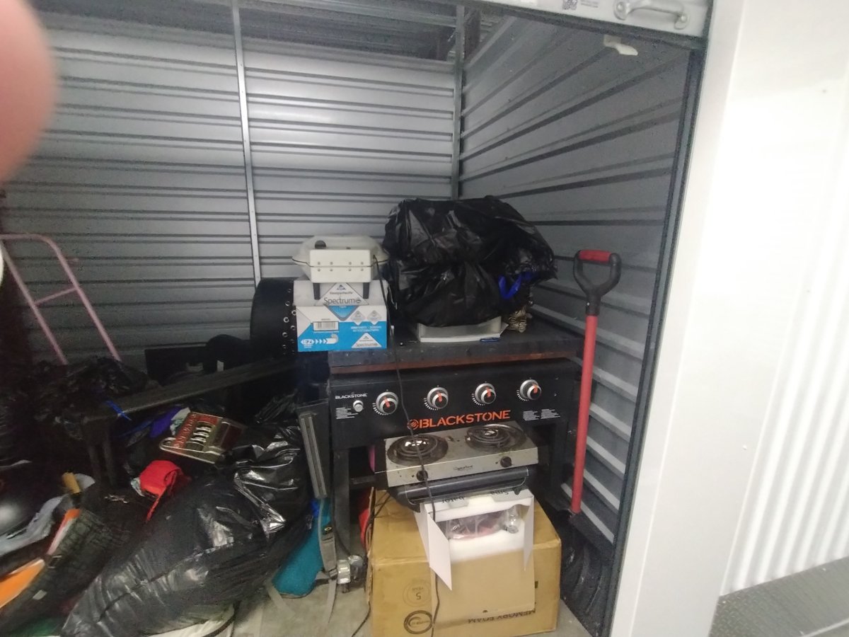 8 x 10 storage unit in Racine, WI