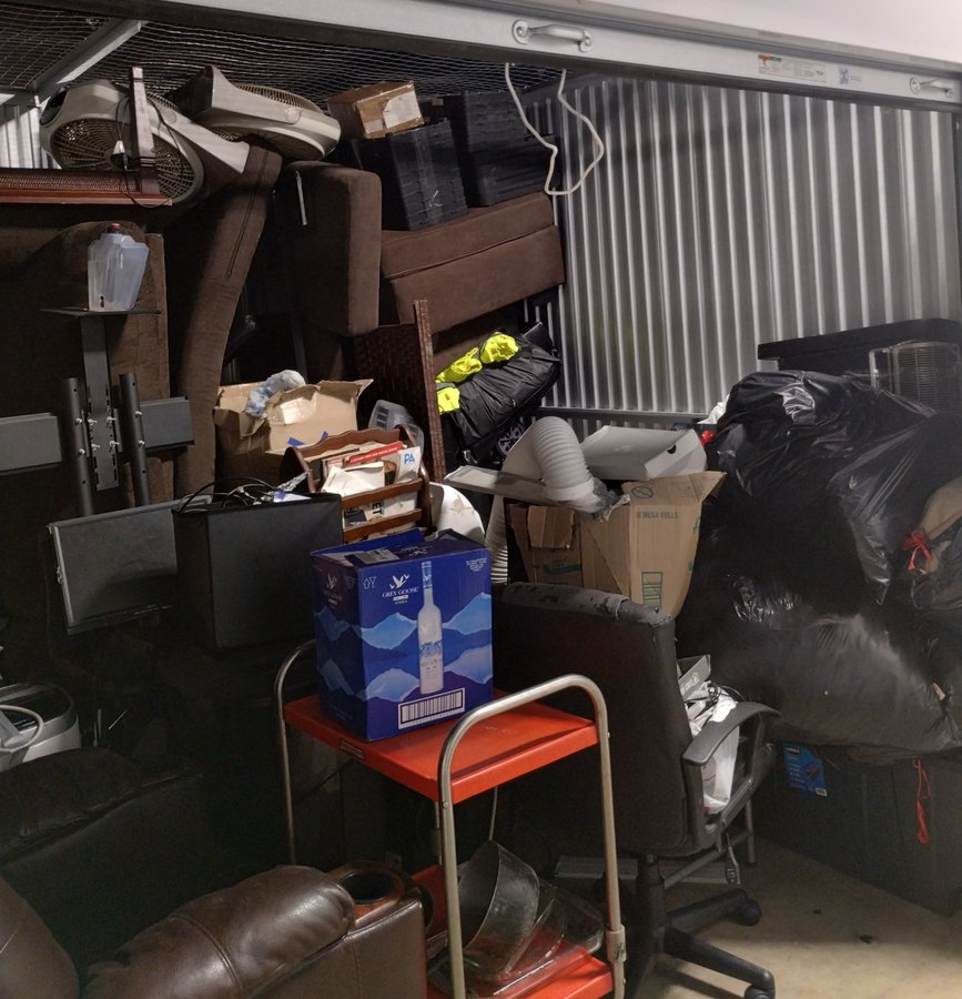 12 x 10 storage unit in Memphis, TN