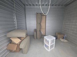 10 x 13 storage unit in Richmond, TX