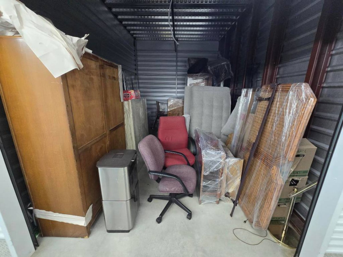 10 x 15 storage unit in Richmond, TX