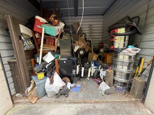 10 x 10 storage unit in Columbia, SC