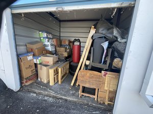 10 x 10 unit in Lakewood