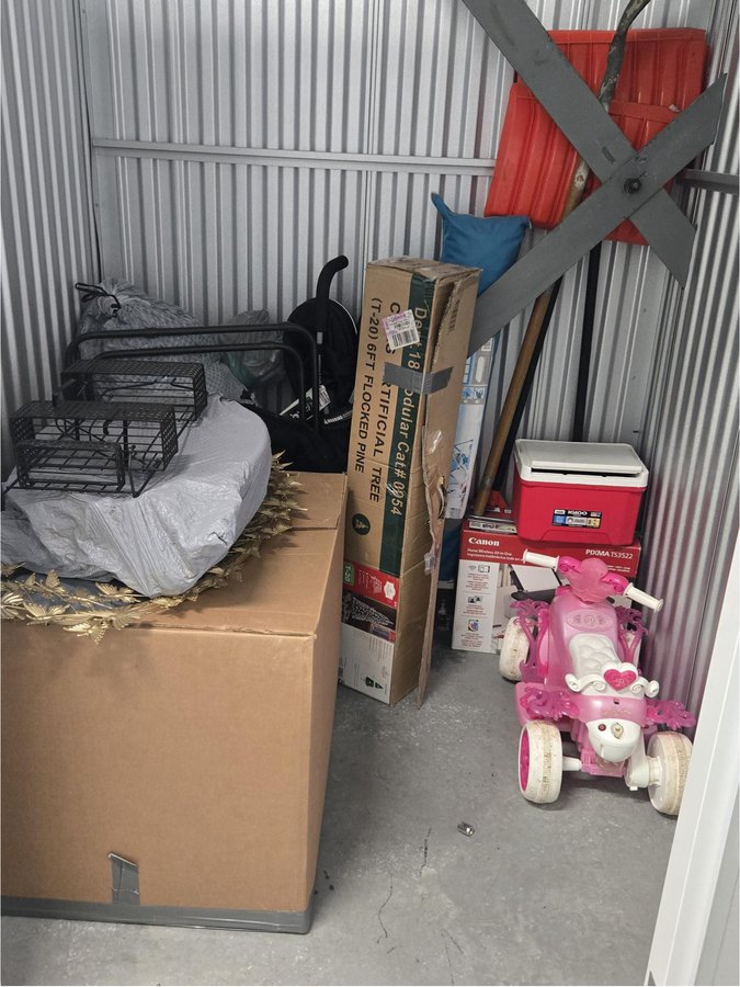 5 x 5 storage unit in College Park, MD