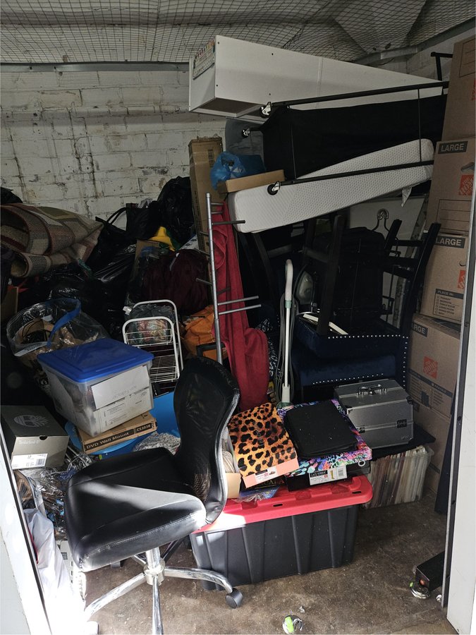 10 x 12 storage unit in Pittsburgh, PA