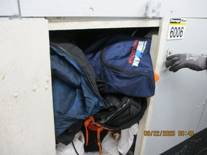4 x 4 unit in Oakland
