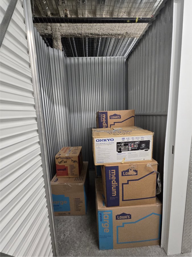 5 x 5 storage unit in Pittsburgh, PA